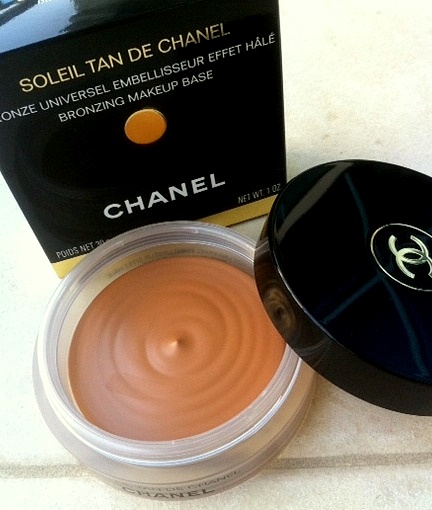 Soleil Tan de Chanel Bronzing Makeup Base