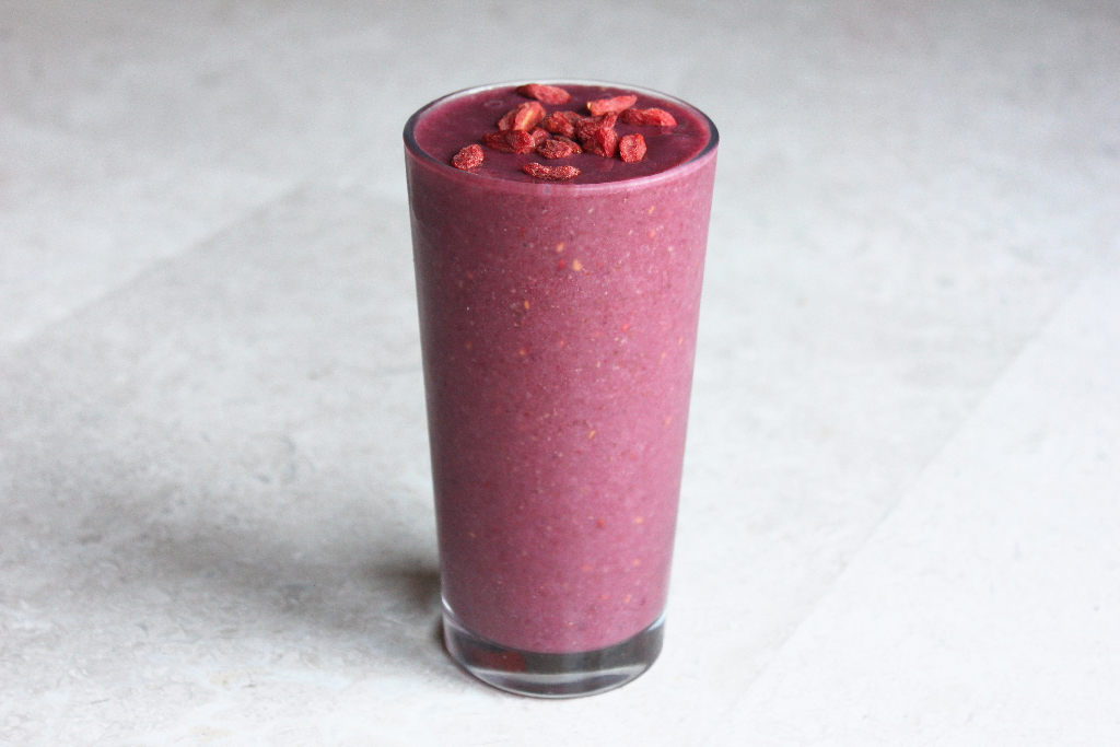 Vegan breakfas smoothie