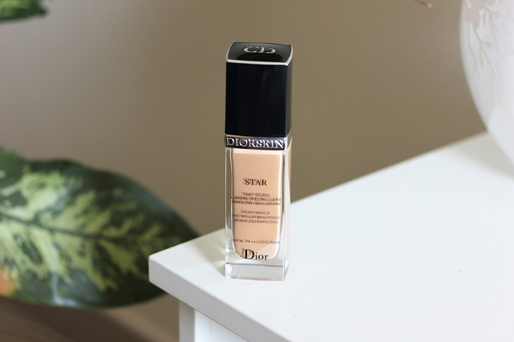 Review Dior Star Foundation